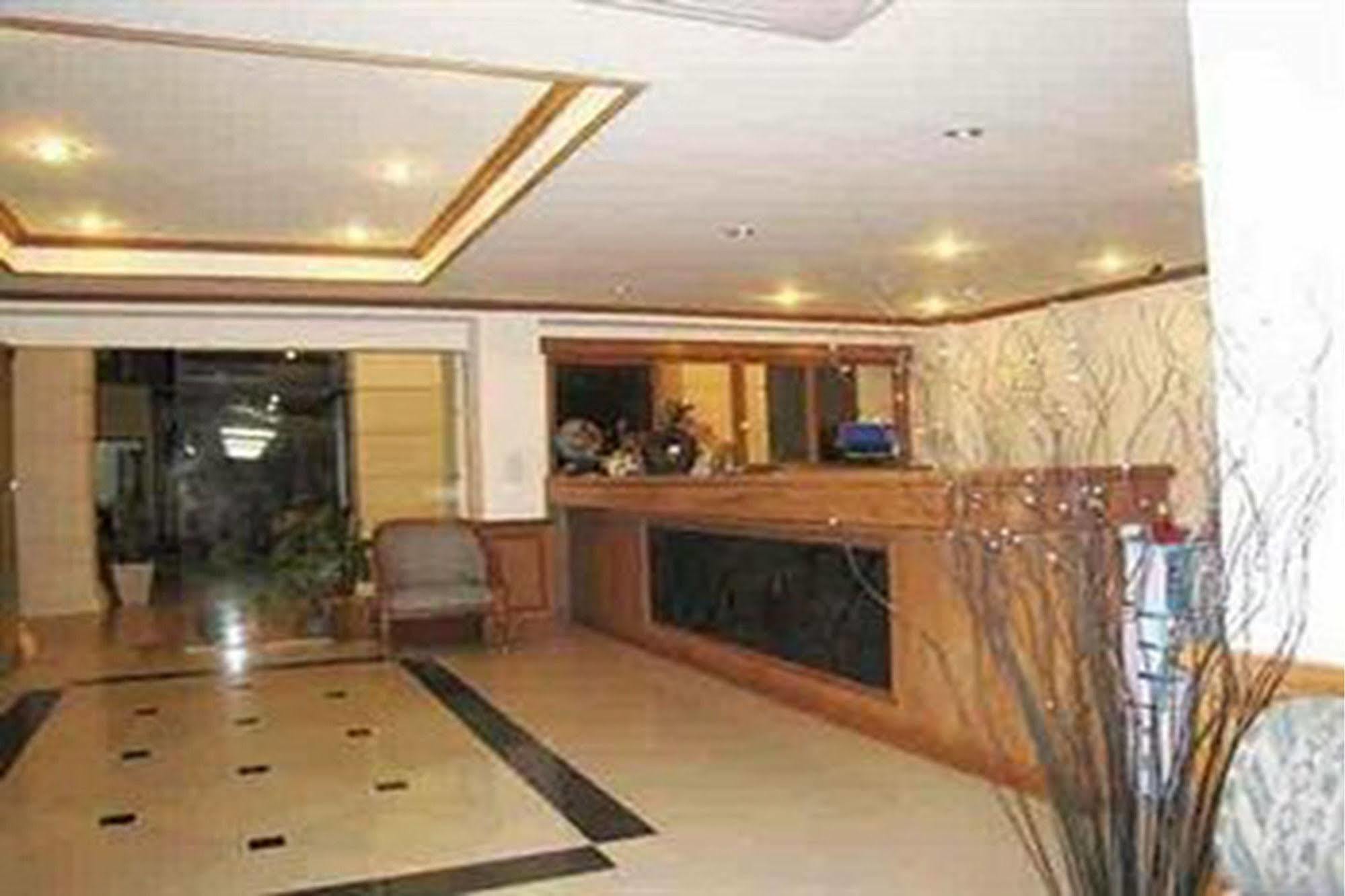 Rafael Hotel And Mansion Bangkok - Sha Extra Plus Certified Ngoại thất bức ảnh