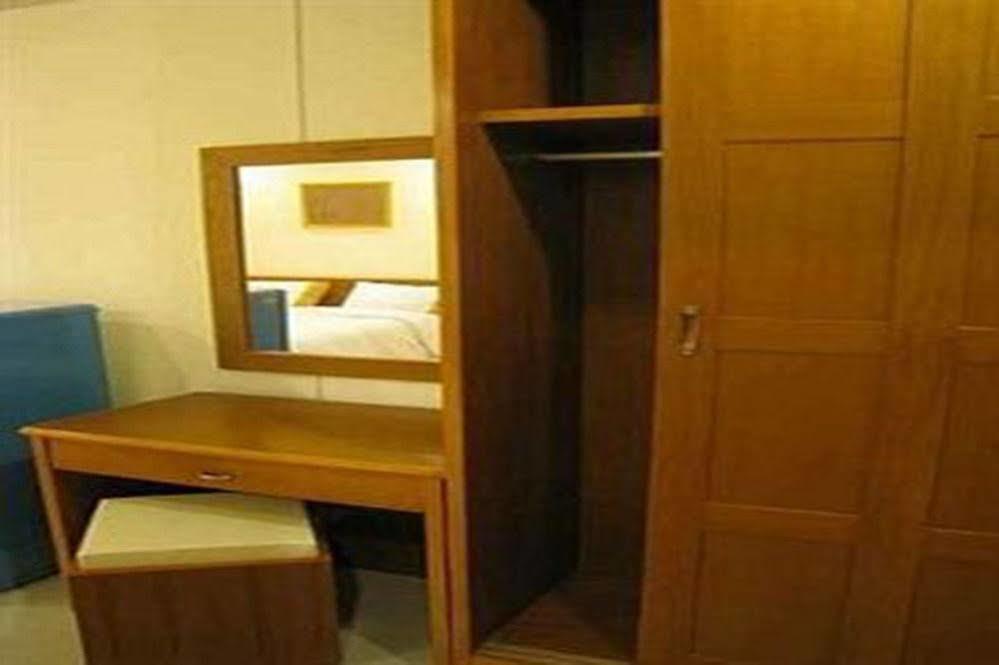 Rafael Hotel And Mansion Bangkok - Sha Extra Plus Certified Ngoại thất bức ảnh